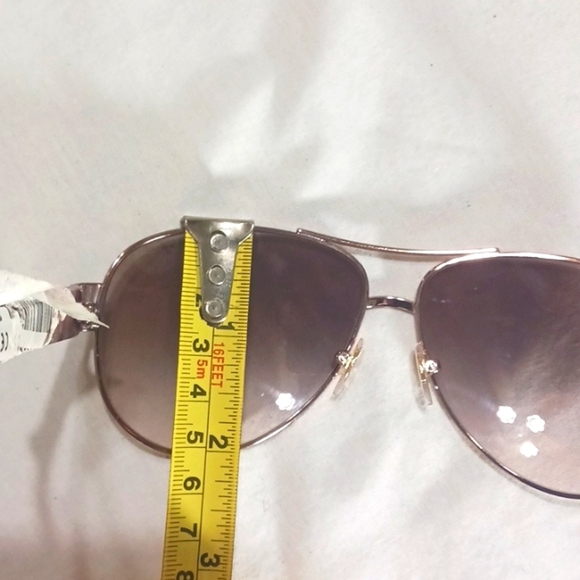 NEW Tory Burch Rose Gold Pilot Aviator Sunglasses with Dust Bag and Case - Picture 11 of 14